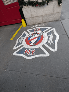pavement painting of ghost ghostbusters house hook and ladder 8 in nyc tribeca